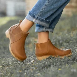 Dansko Becka>Women Boots & Booties