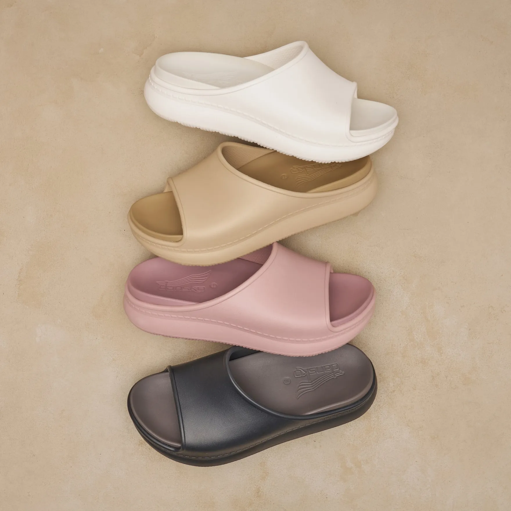 Dansko Devyn>Women Sandals