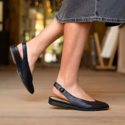Dansko Lea>Women Flats