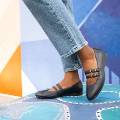 Dansko Leeza><noscript><img width=