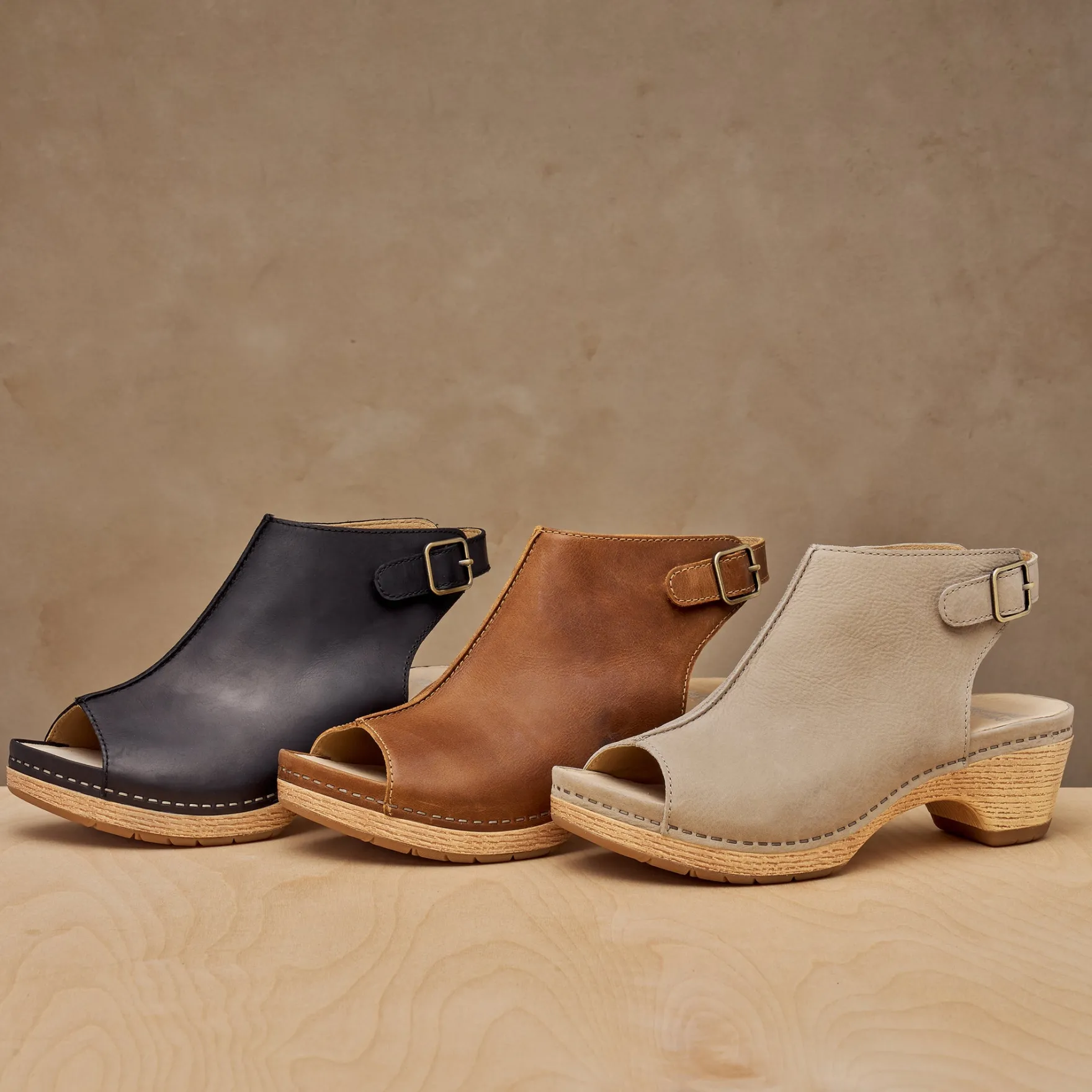 Dansko Lizzy>Women Sandals|Heels