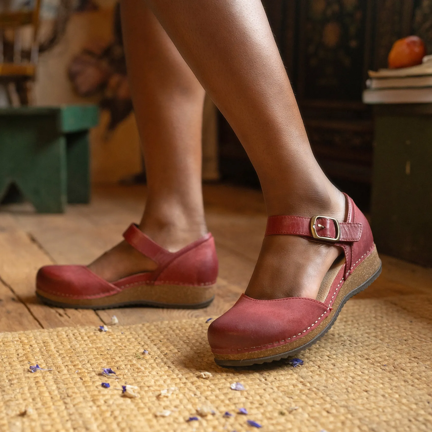 Dansko Mae>Women Mary Janes
