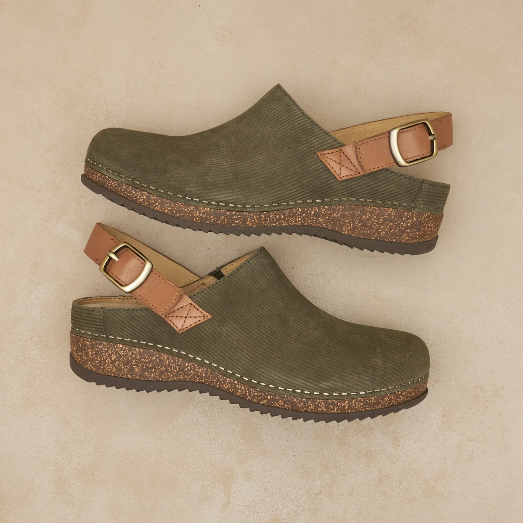 Dansko Merrin>Women Mules / Slip-Ons|Clogs