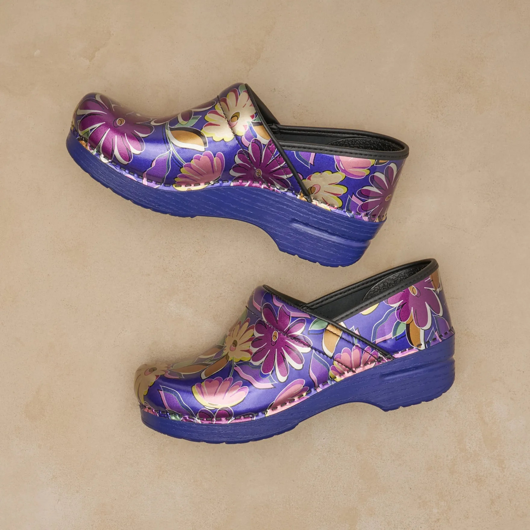 Dansko Professional>Women Clogs