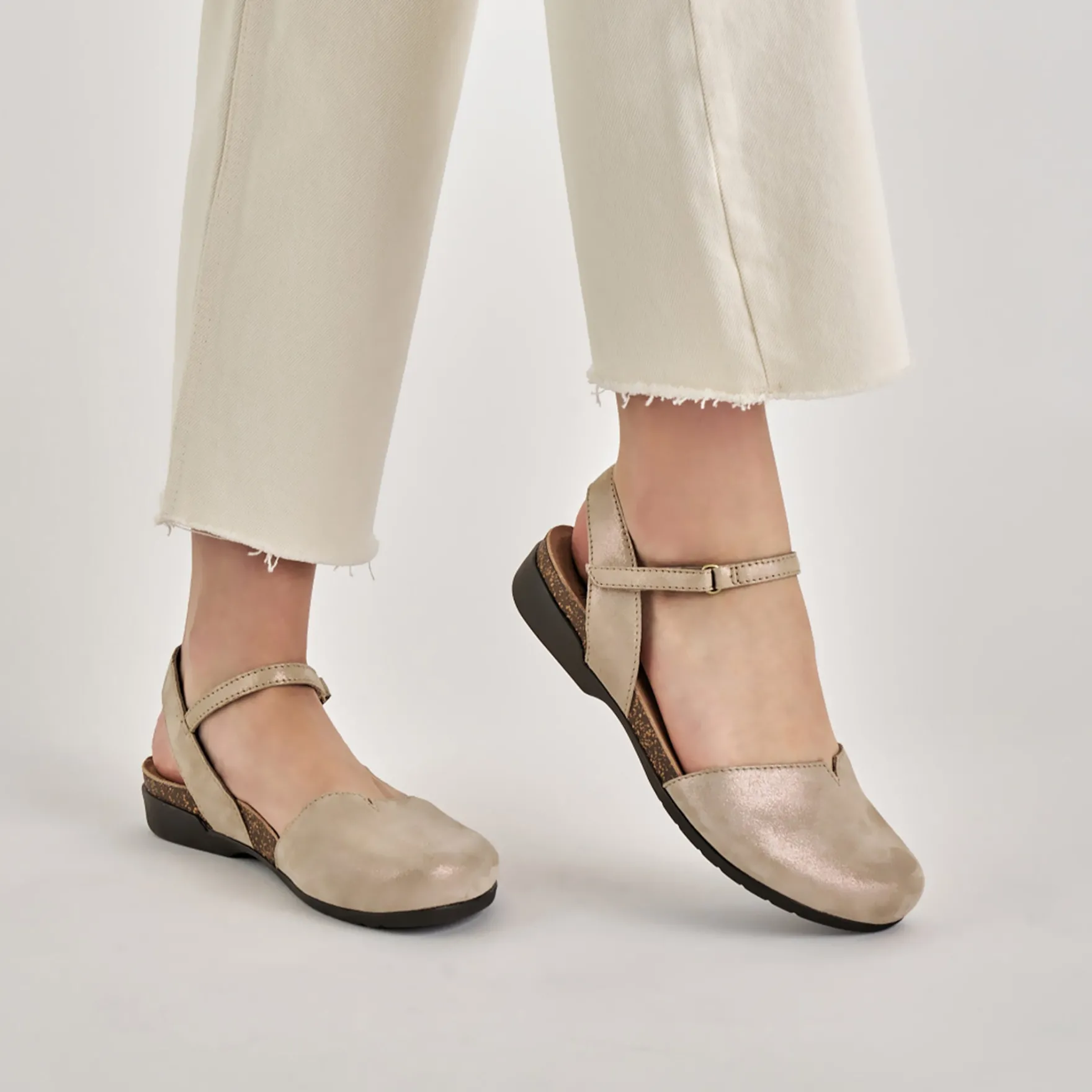 Dansko Rowan>Women Sandals|Flats
