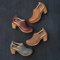 Dansko Sassy><noscript><img width=