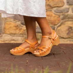 Dansko Season><noscript><img width=