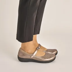 Dansko Stacy><noscript><img width=