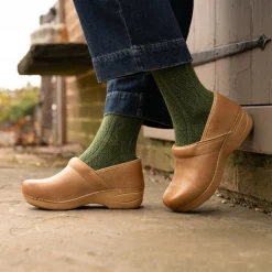Dansko Wide XP 2.0>Women Wide|Clogs