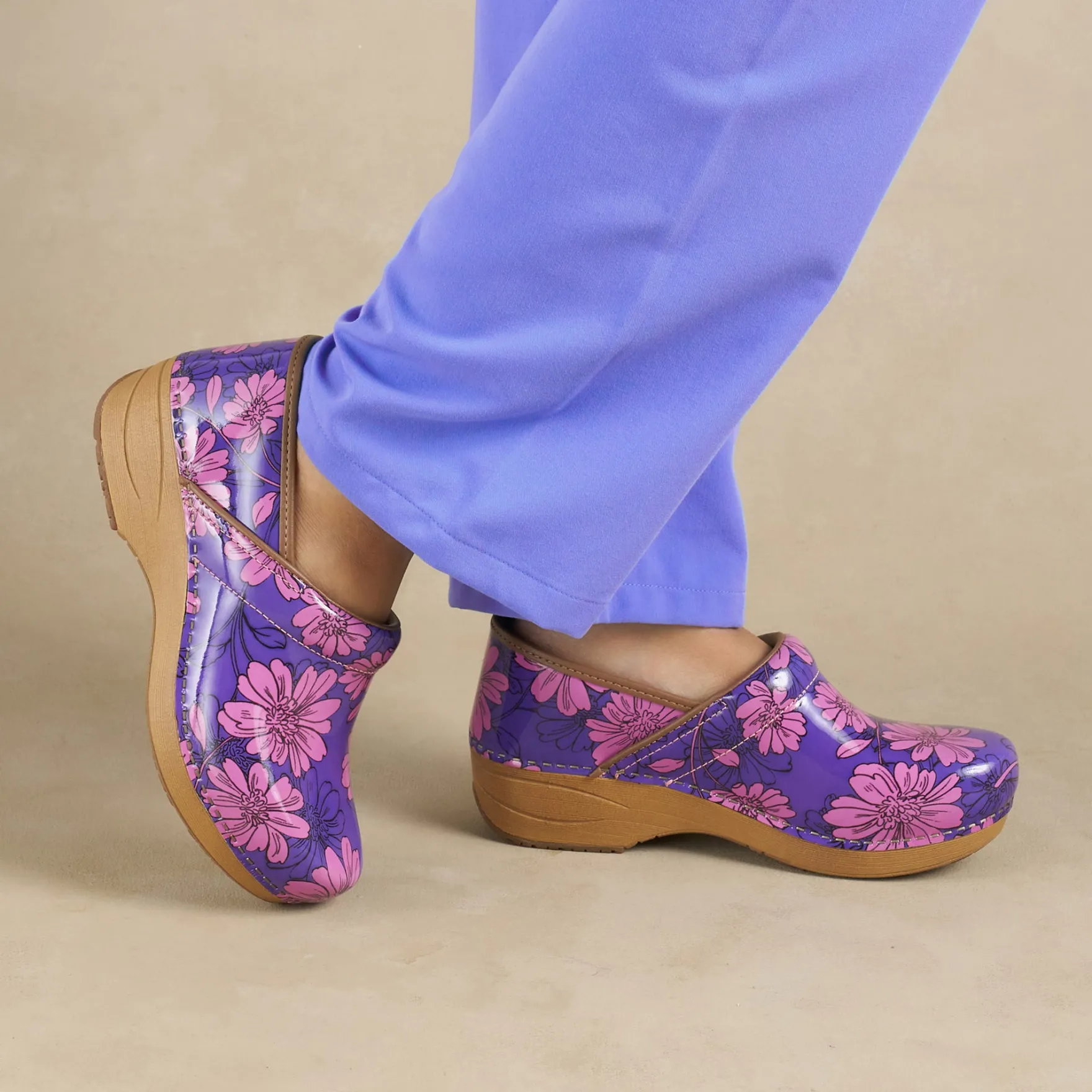 Dansko XP 2.0>Women Clogs