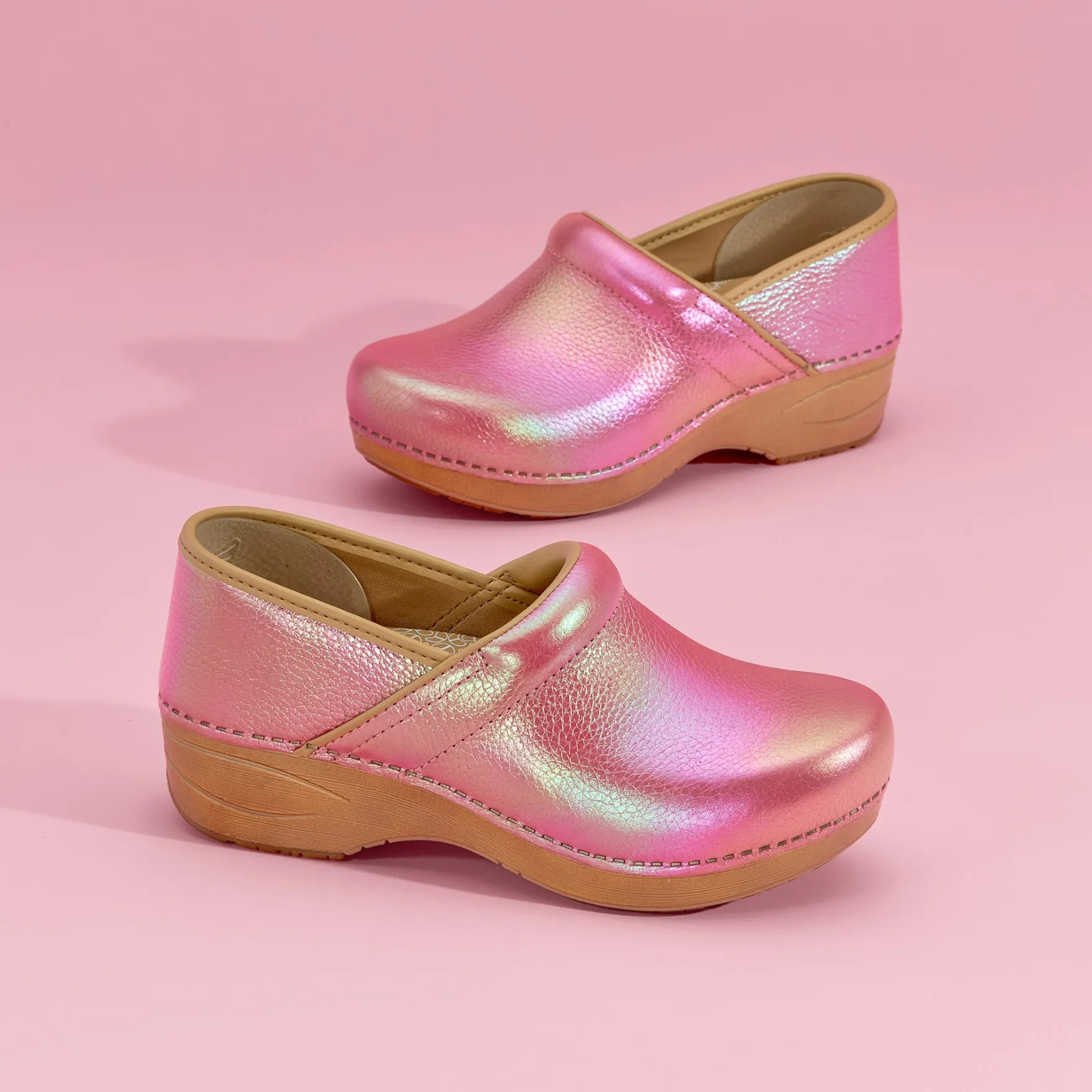 Dansko XP 2.0>Women Clogs